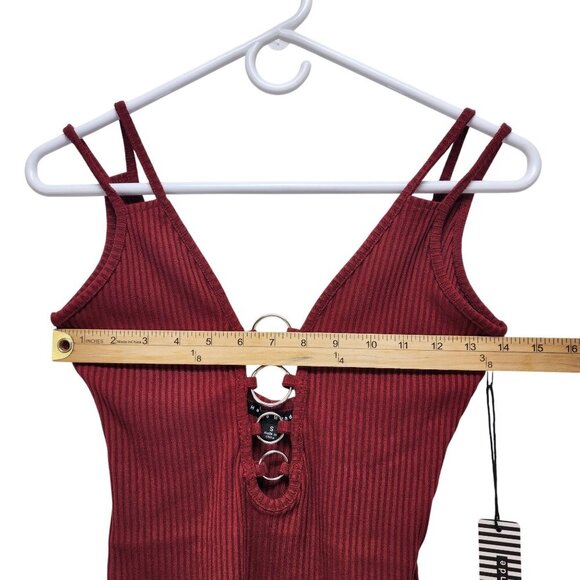 Ribbed Burgundy Bodysuit With Metal Ring Details Design By Hate Monde - Size S - Picture 5 of 11